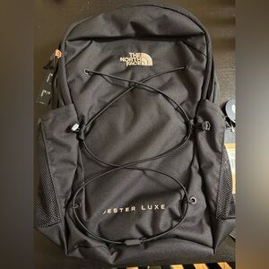 NWT North Face Jester Luxe Pack - Women’s